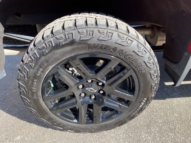 Used 2025 Chevrolet Silverado 1500 LT Trail Boss w/ Dark Appearance Package image 10