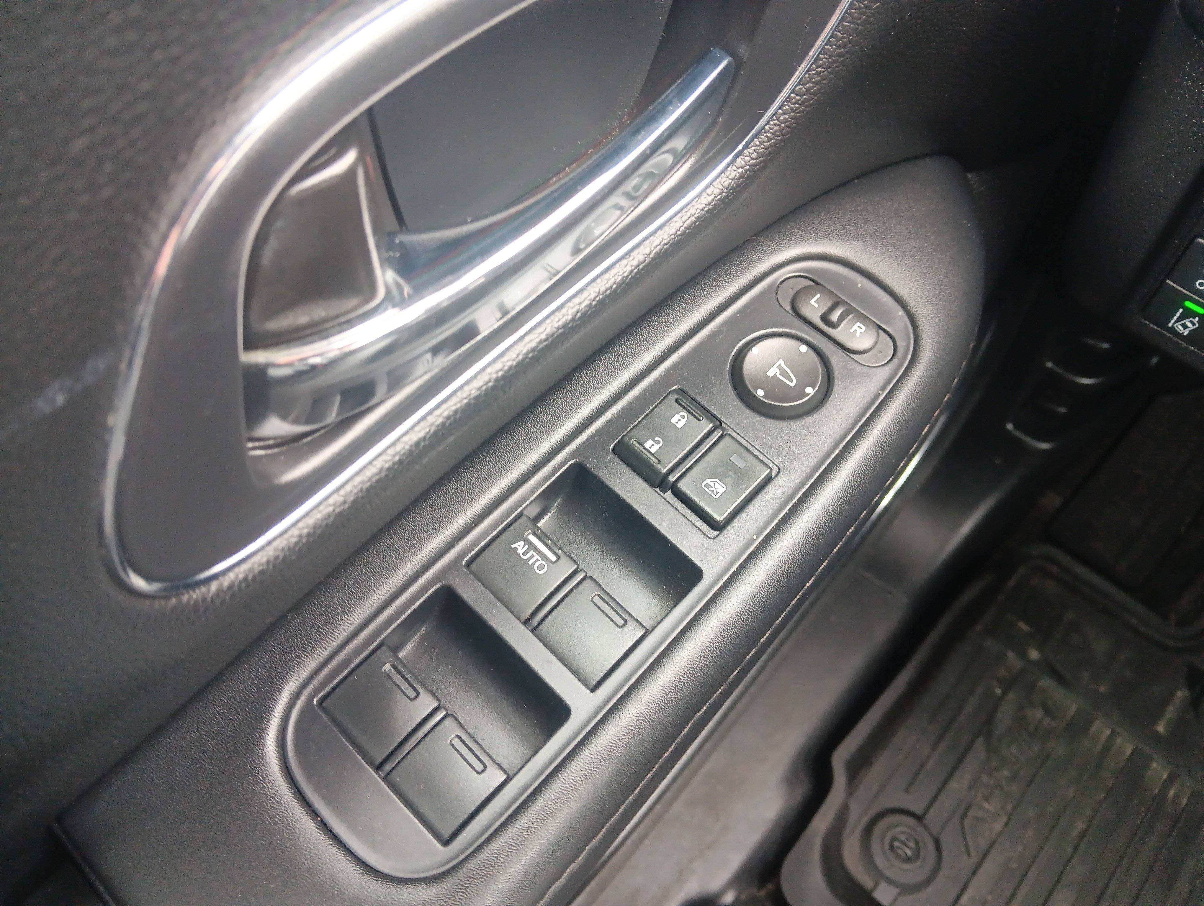 Used 2019 Honda HR-V EX-L image 20