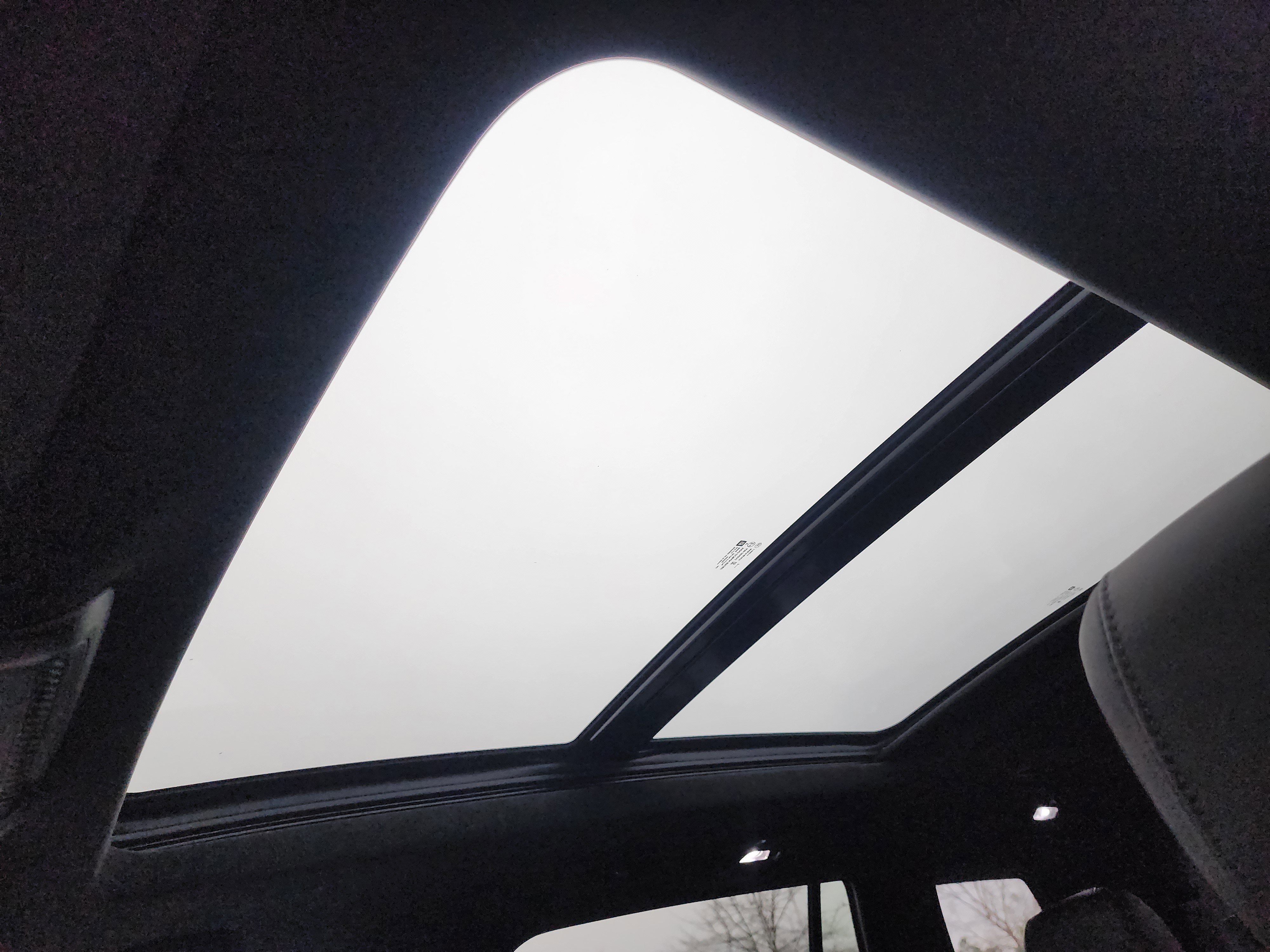 Used 2023 Cadillac XT6 Sport w/ Platinum Package image 30