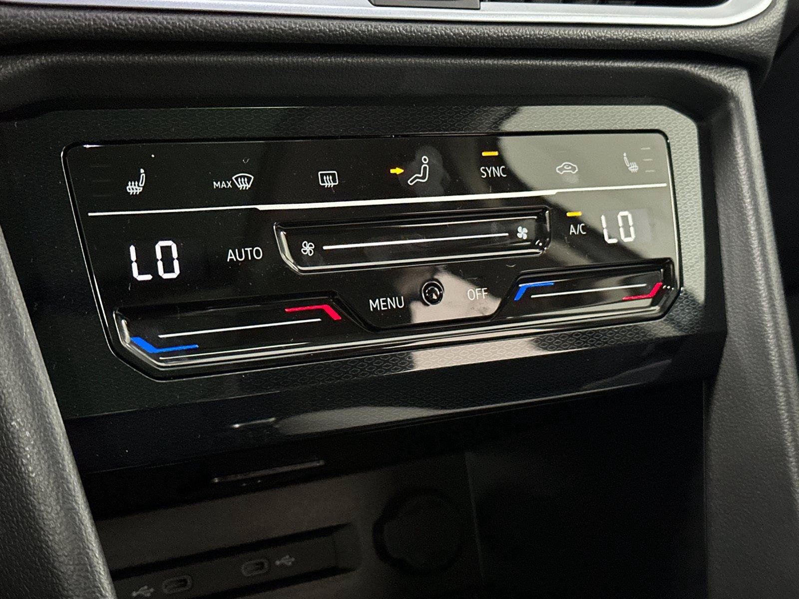 New 2027 Volkswagen Taos SE AWD/4WD image 19