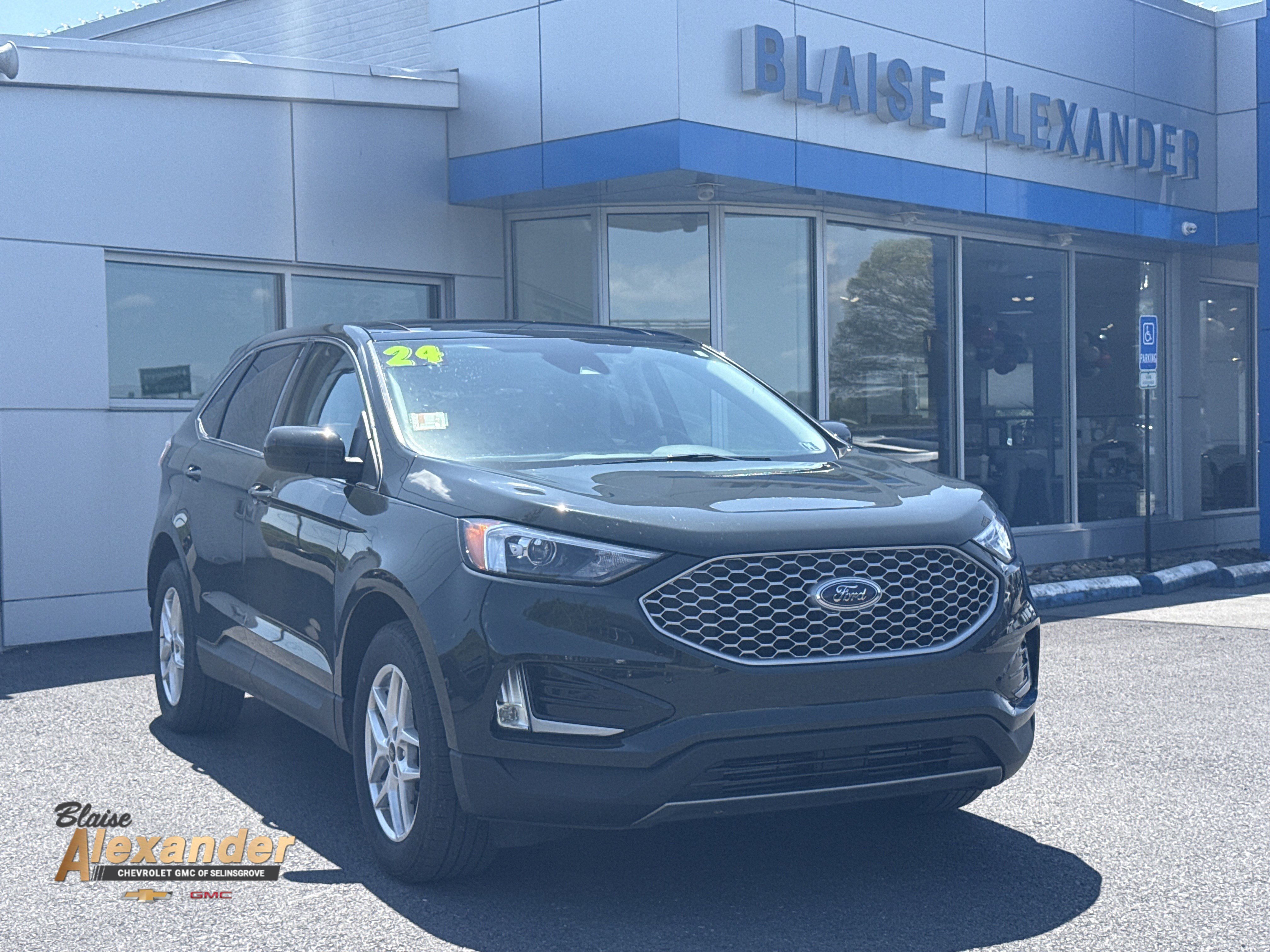 Used 2024 Ford Edge SEL w/ Convenience Package AWD/4WD image 1