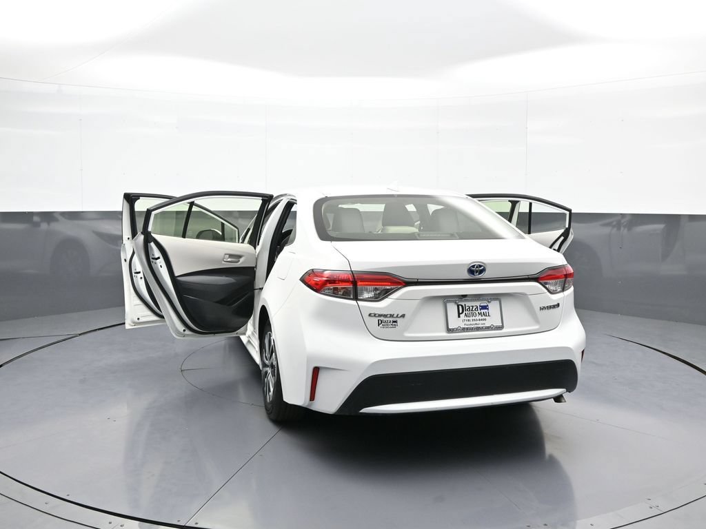 Certified 2020 Toyota Corolla LE FWD image 45