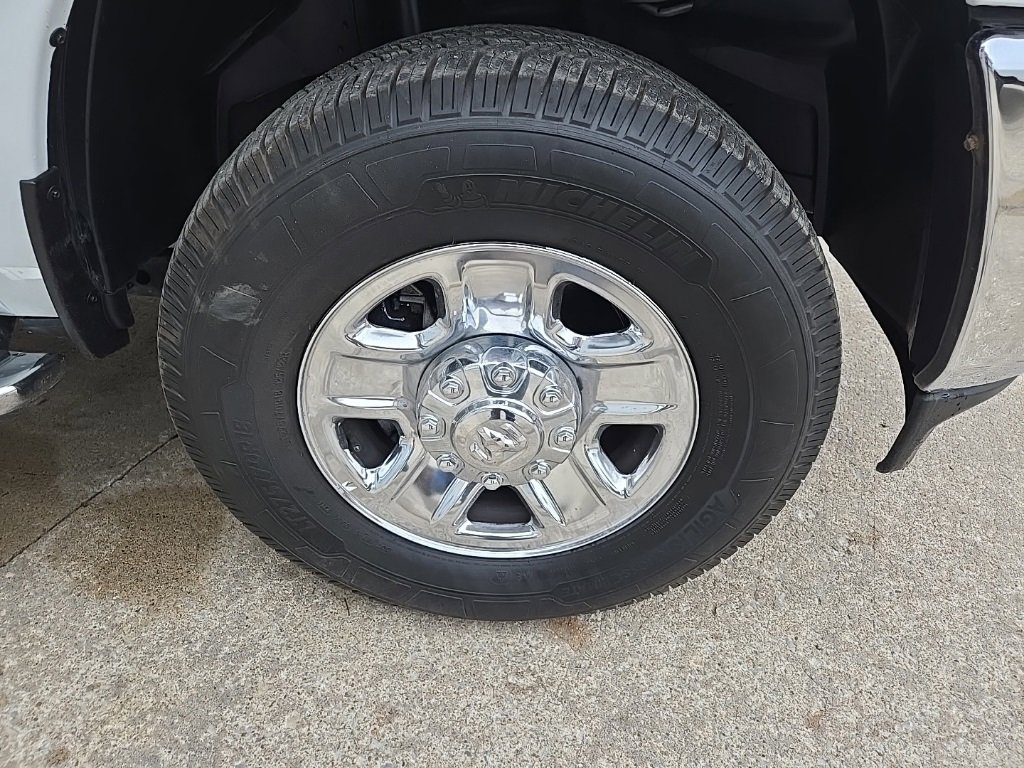 Used 2021 RAM 2500 Big Horn image 32