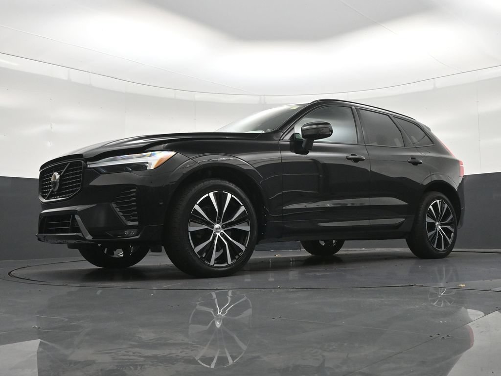 Used 2024 Volvo XC60 B5 Plus w/ Protection Package Premier AWD/4WD image 25