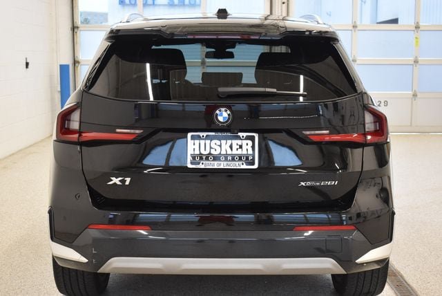 Used 2023 BMW X1 xDrive28i w/ Premium Package AWD/4WD image 11
