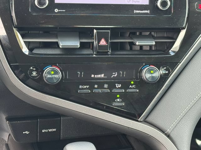 Used 2023 Toyota Camry SE FWD image 18