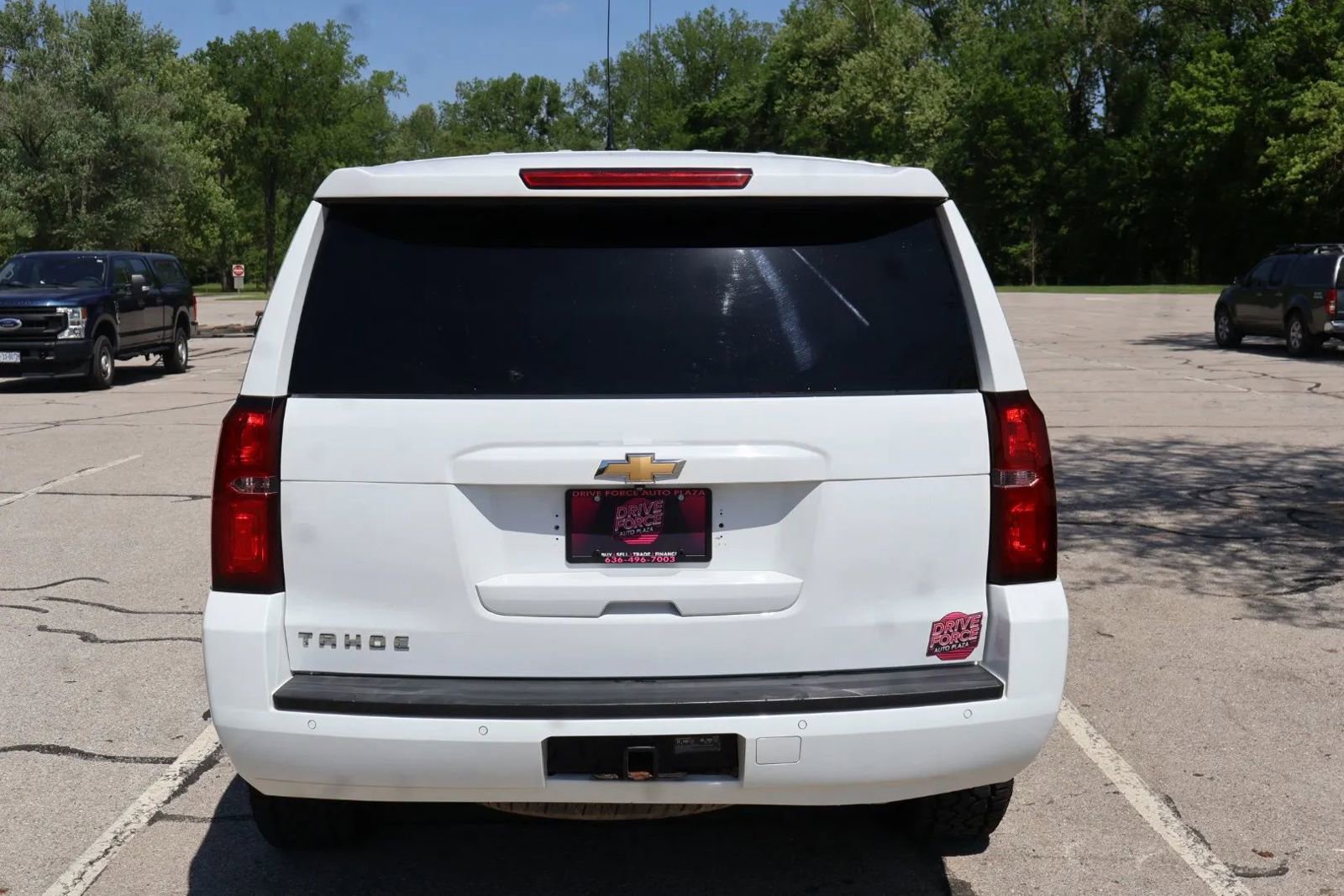 Used 2017 Chevrolet Tahoe LS w/ Skid Plate Package AWD/4WD image 6