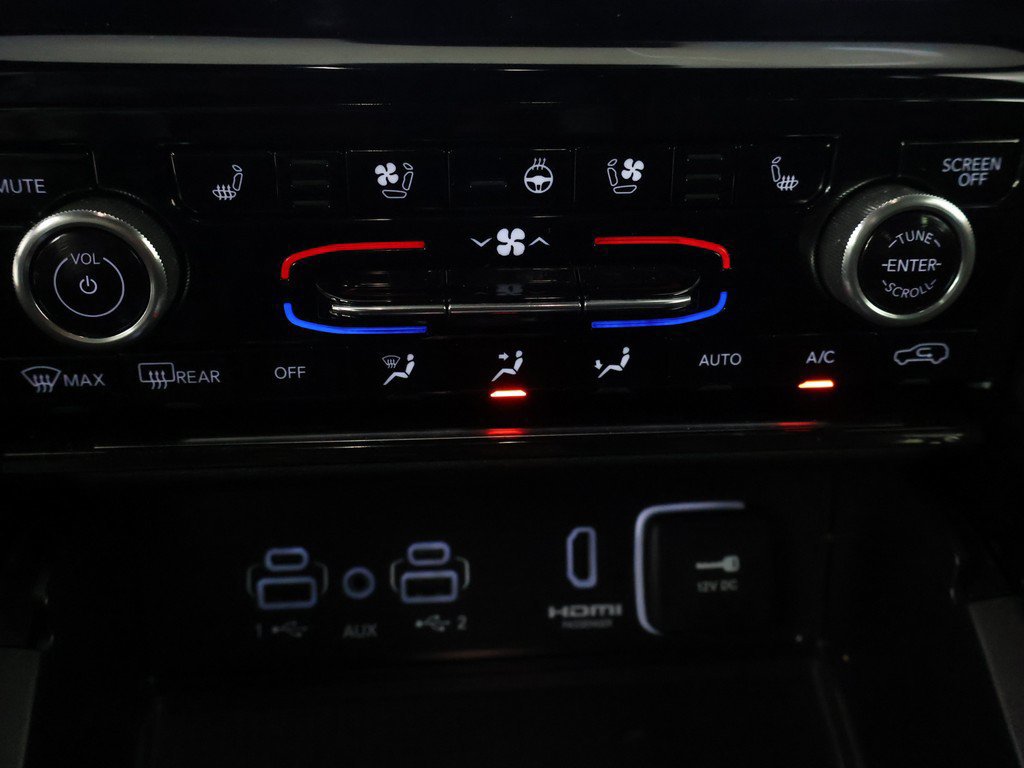 Used 2022 Jeep Grand Cherokee Summit AWD/4WD image 47