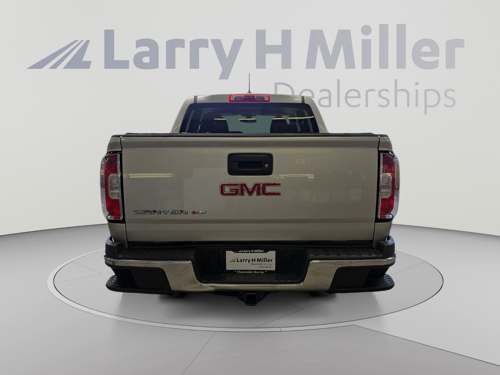 Used 2019 GMC Canyon 2WD Crew Cab w/ Convenience Package image 4