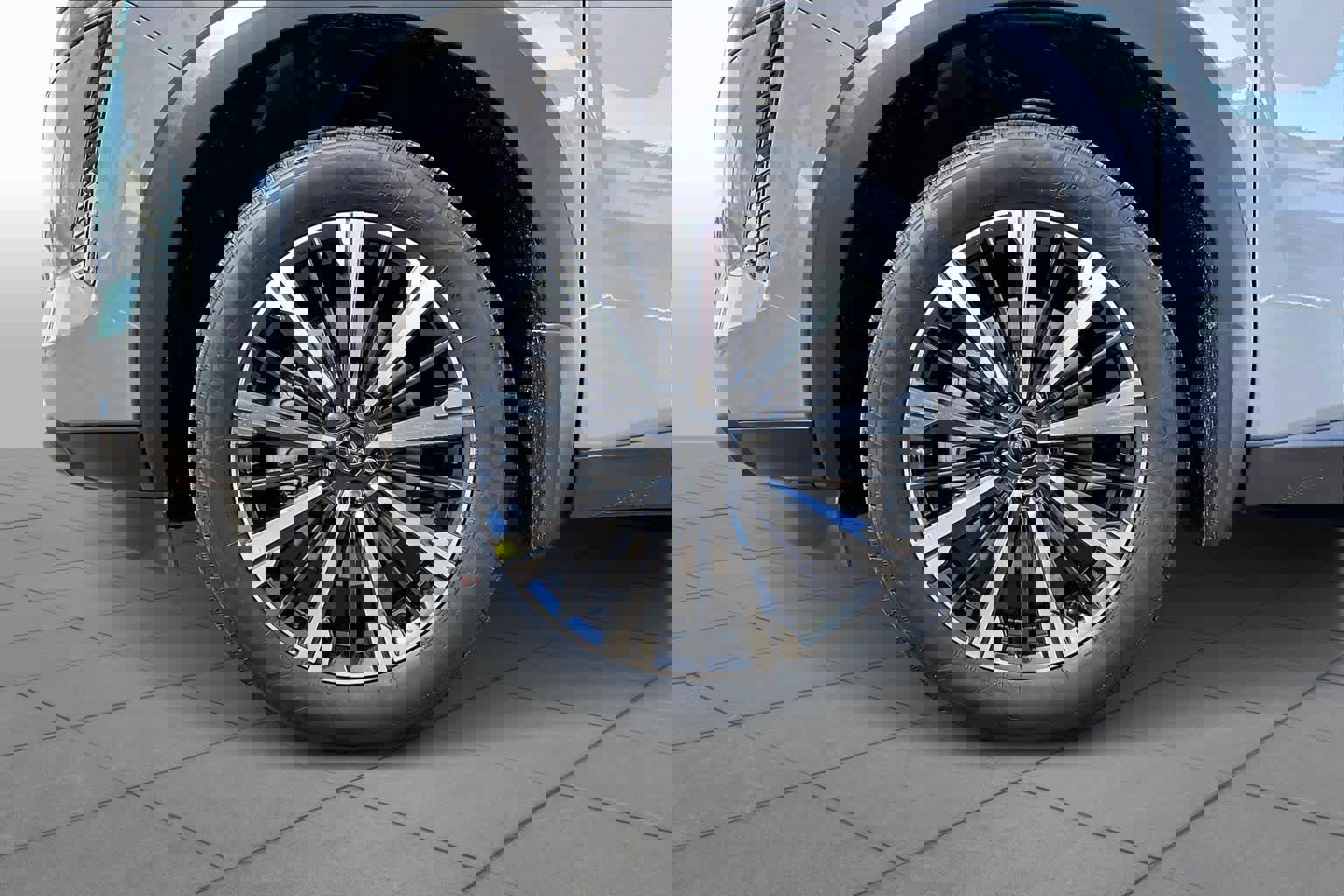 New 2026 Nissan Pathfinder Platinum image 9