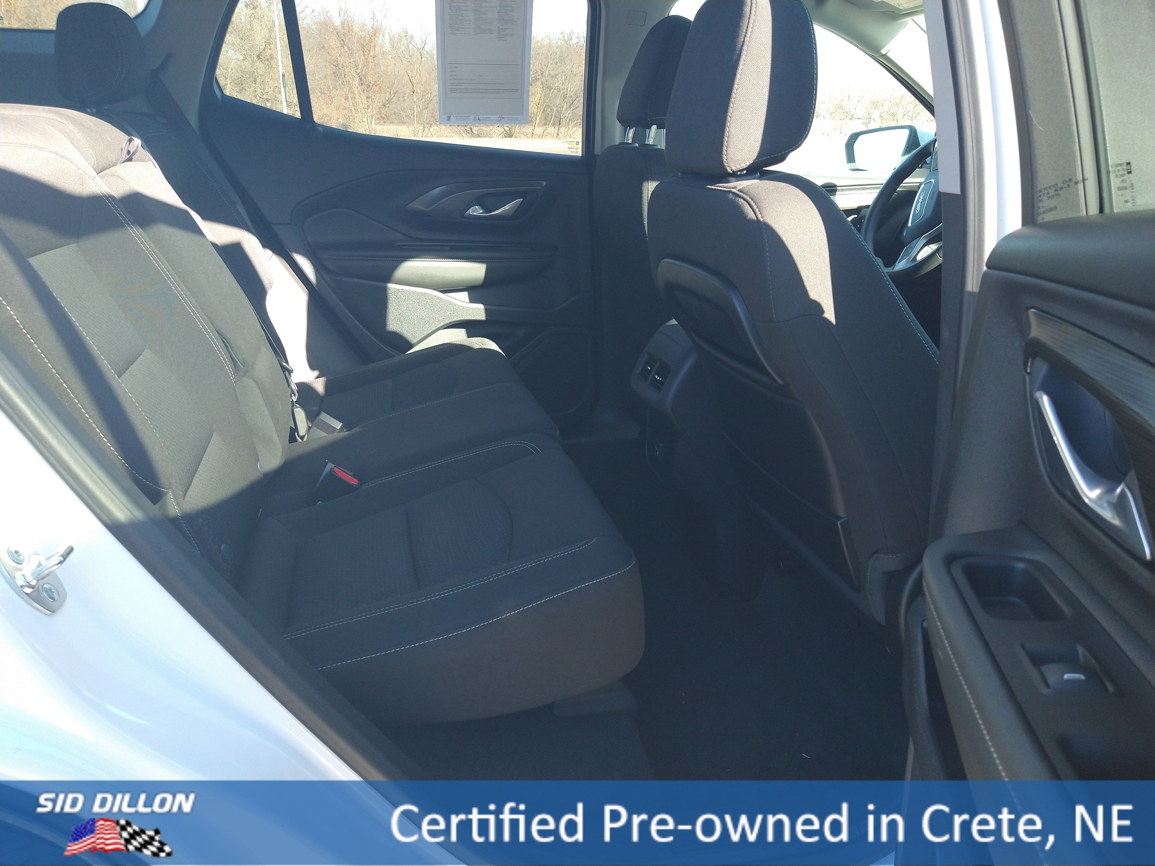 Used 2024 GMC Terrain SLE image 6