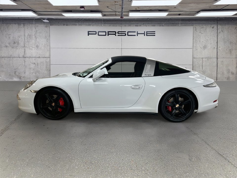 Used 2015 Porsche 911 Targa 4S AWD/4WD image 2