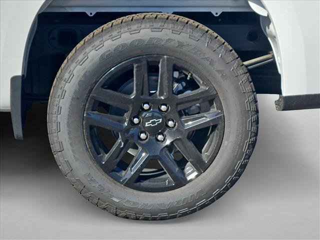 New 2026 Chevrolet Silverado 1500 Custom w/ Turbomax Blackout Package RWD image 10