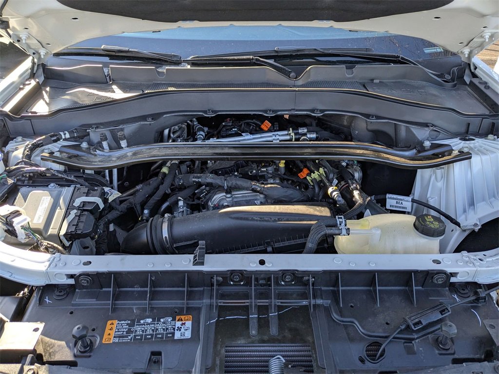 Used 2025 Ford Explorer ST-Line w/ ST-Line Street Pack image 40