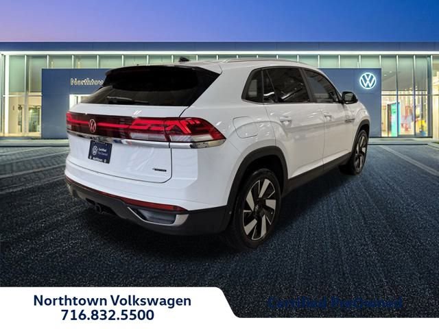 Certified 2024 Volkswagen Atlas Cross Sport SE image 3