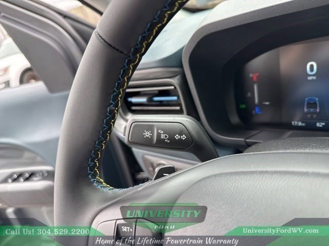 New 2025 Ford Maverick Lobo image 18