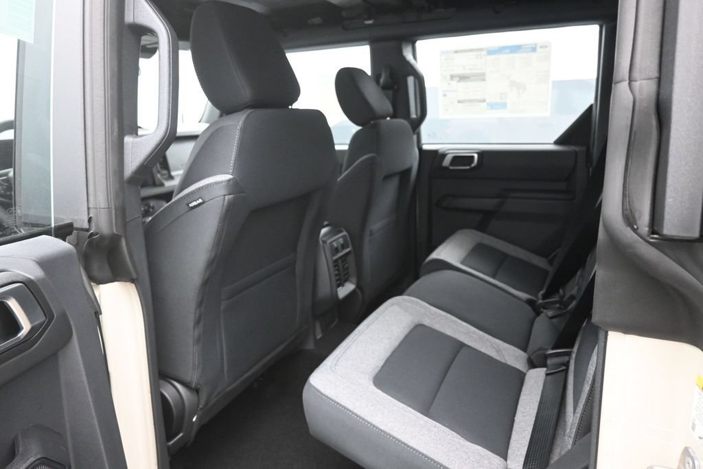 New 2026 Ford Bronco 4-Door AWD/4WD image 23