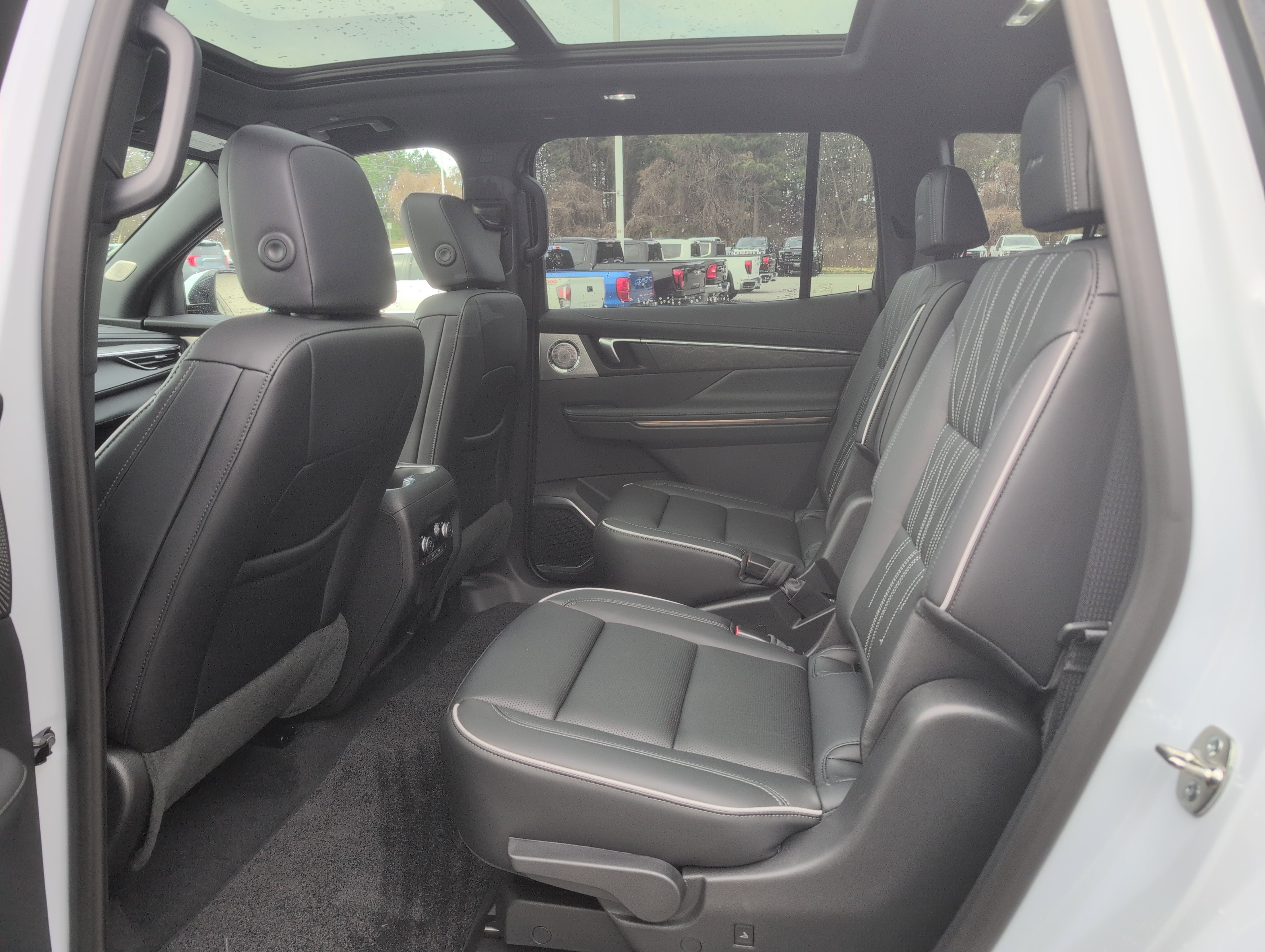 New 2026 Buick Enclave Avenir w/ Super Cruise Package image 31