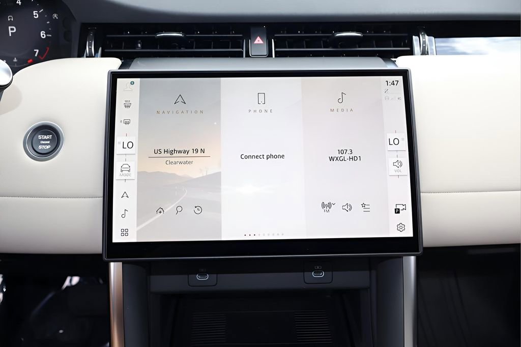 New 2025 Land Rover Discovery Sport S AWD/4WD image 19