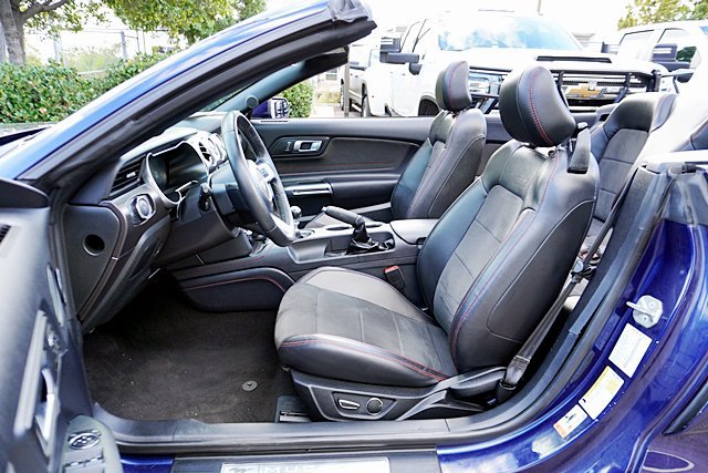 Used 2019 Ford Mustang GT Premium w/ Equipment Group 401A RWD image 24