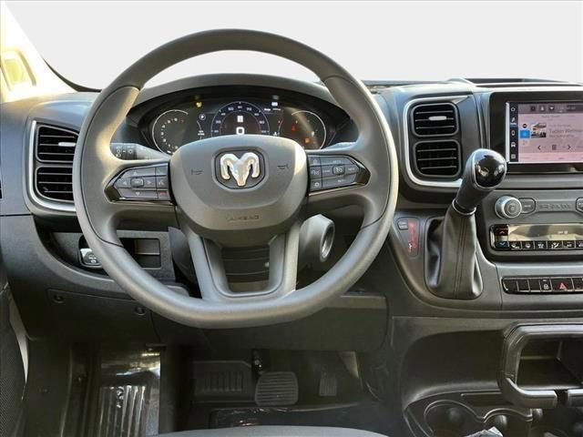 New 2025 RAM ProMaster 2500 w/ Quick Order Package 22G SLT image 12