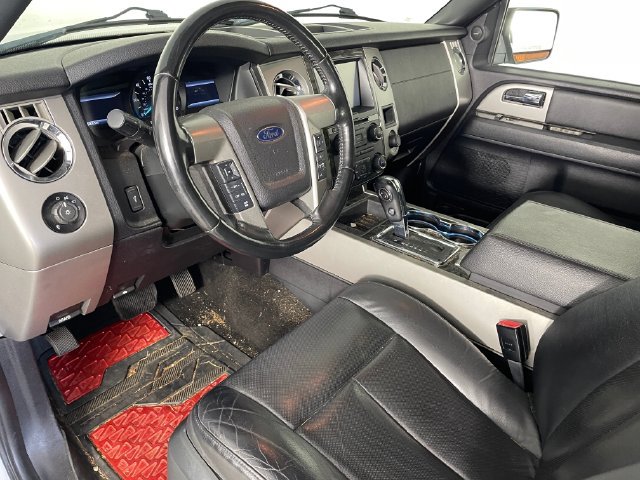 Used 2015 Ford Expedition Limited AWD/4WD image 3