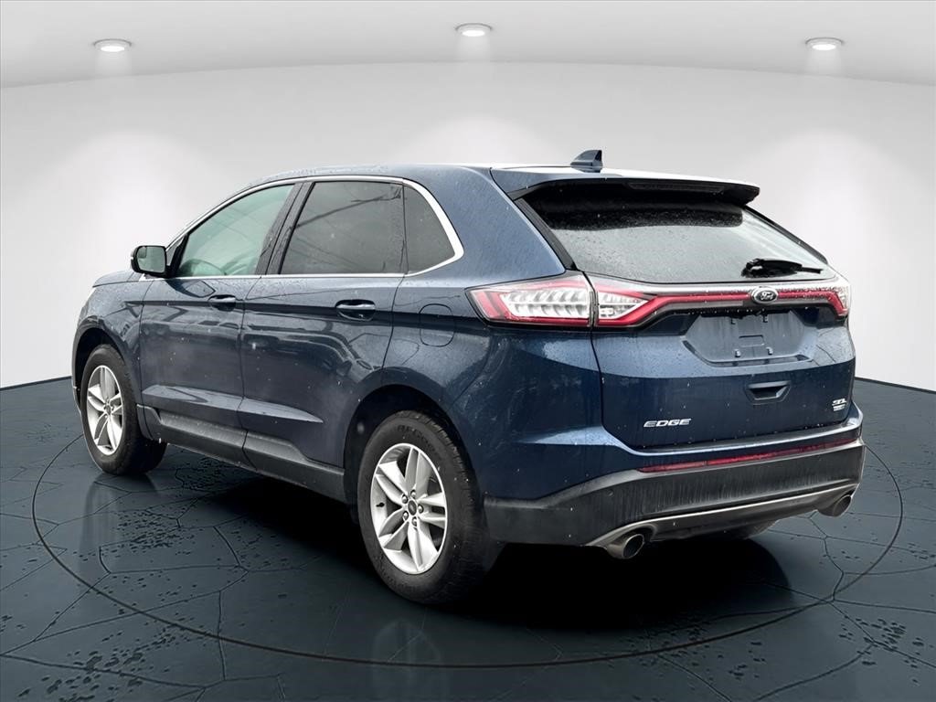 Used 2017 Ford Edge SEL w/ Cargo Accessory Package AWD/4WD image 4