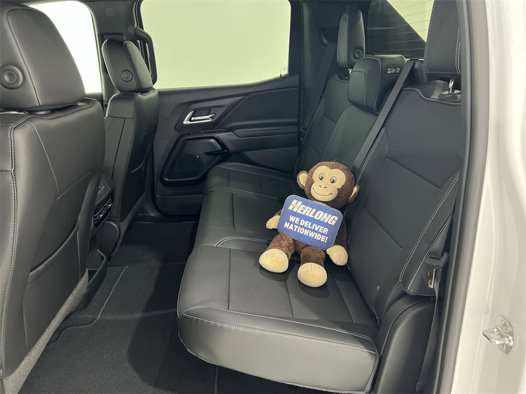 New 2025 Chevrolet Silverado EV LT image 22