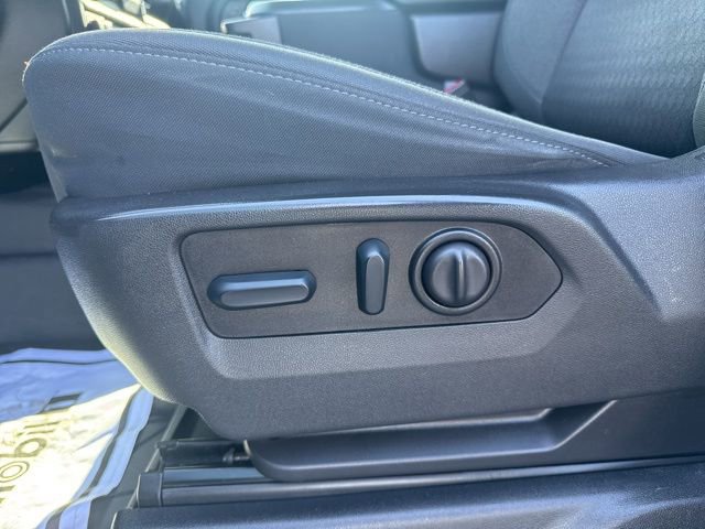 Certified 2022 Chevrolet Silverado 2500 Custom w/ Custom Value Package image 16