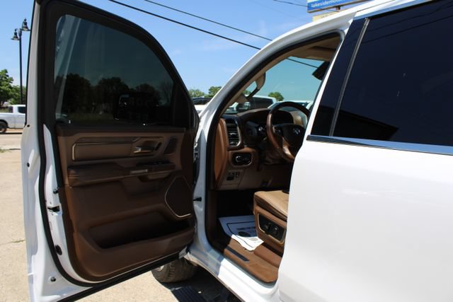 Used 2019 RAM 1500 Limited AWD/4WD image 10