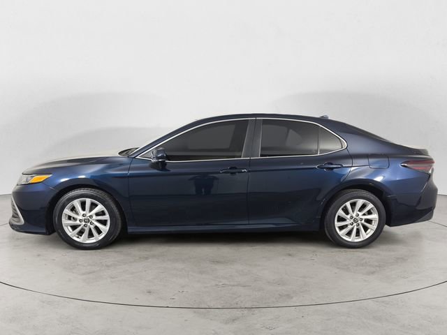 Used 2021 Toyota Camry LE FWD image 2