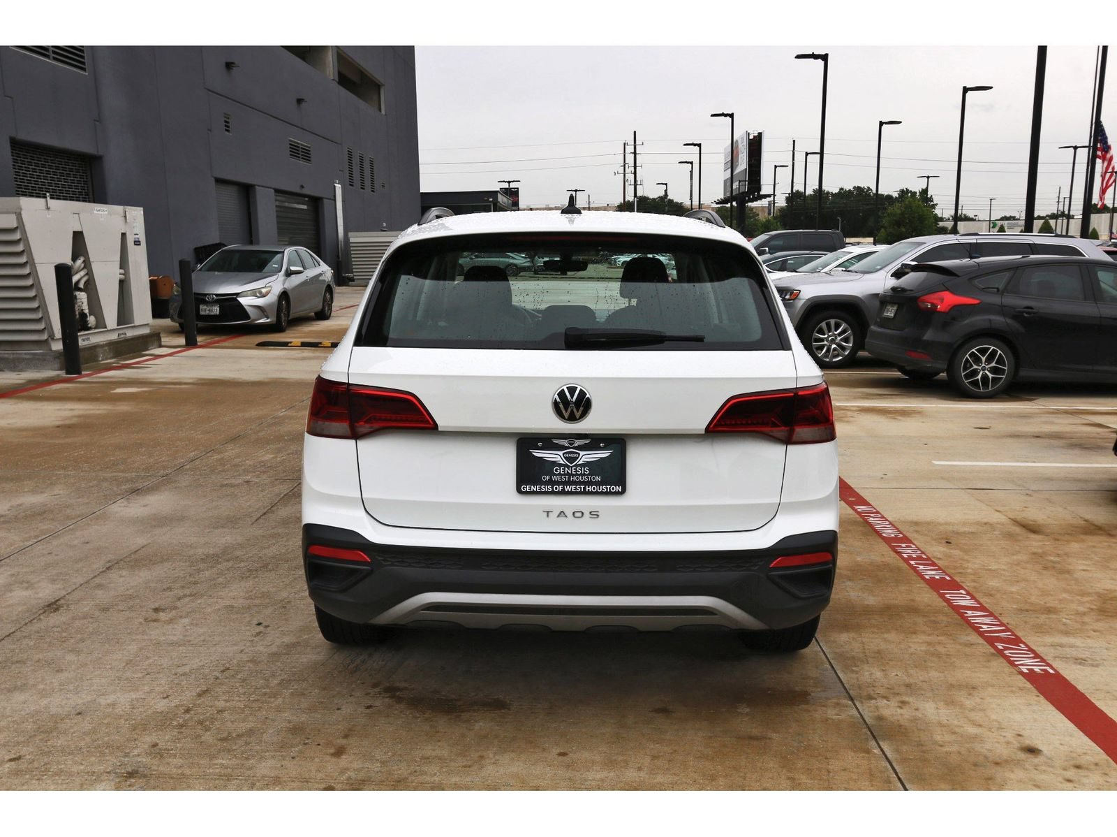 Used 2023 Volkswagen Taos S FWD image 7