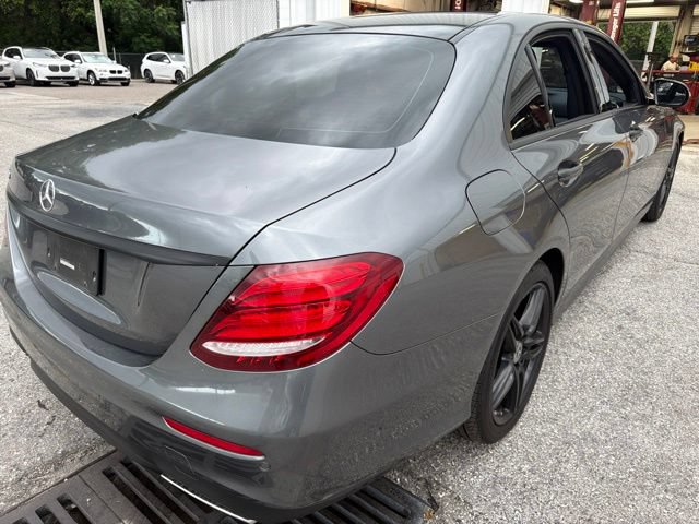 Used 2020 Mercedes-Benz E 350 Sedan image 4
