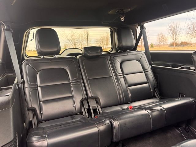 Used 2019 Lincoln Navigator L Reserve AWD/4WD image 27