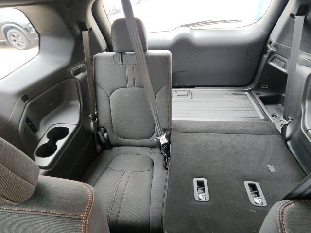 Used 2025 Honda Pilot Sport image 16