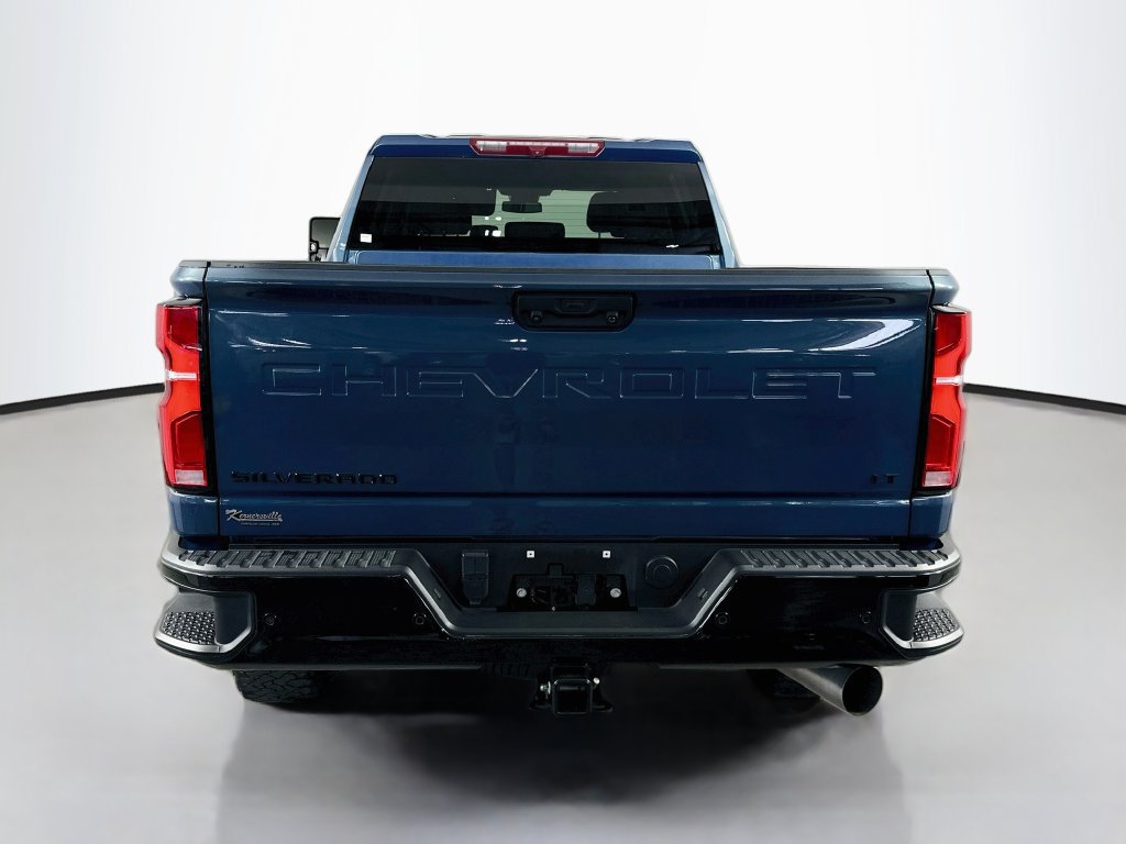 Used 2025 Chevrolet Silverado 2500 LT w/ Trail Boss Package AWD/4WD image 7