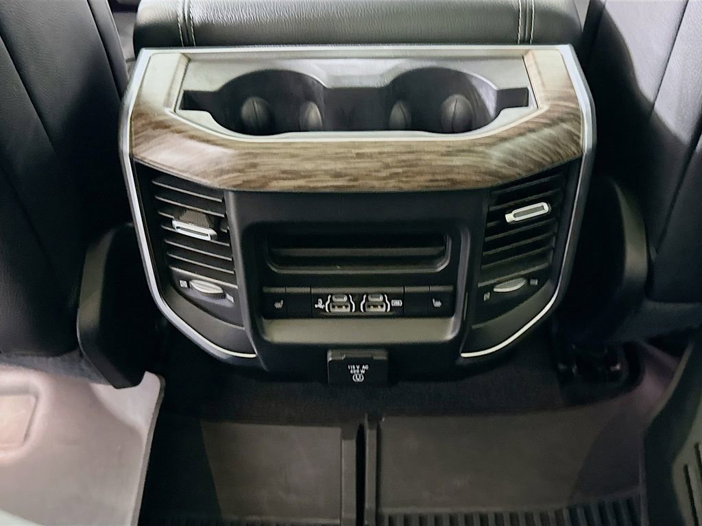 Used 2020 RAM 1500 Laramie image 27
