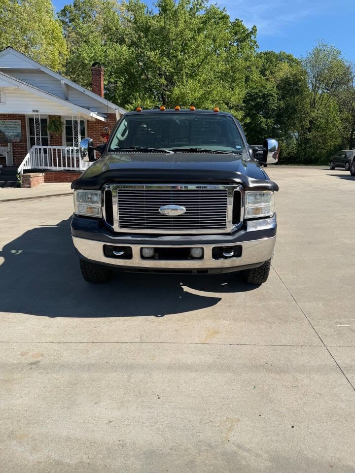 Used 2006 Ford F350 Lariat AWD/4WD image 8