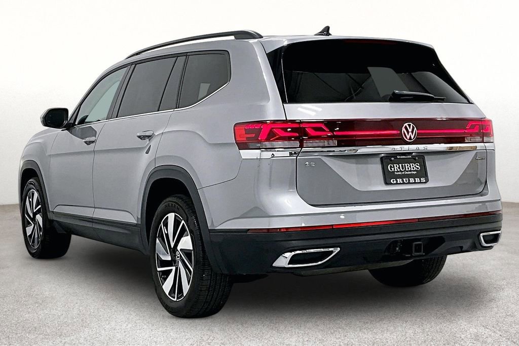 Used 2025 Volkswagen Atlas SE AWD/4WD image 15