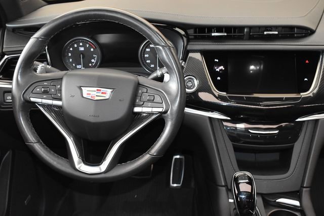 Used 2024 Cadillac XT6 Sport w/ Technology Package AWD/4WD image 18