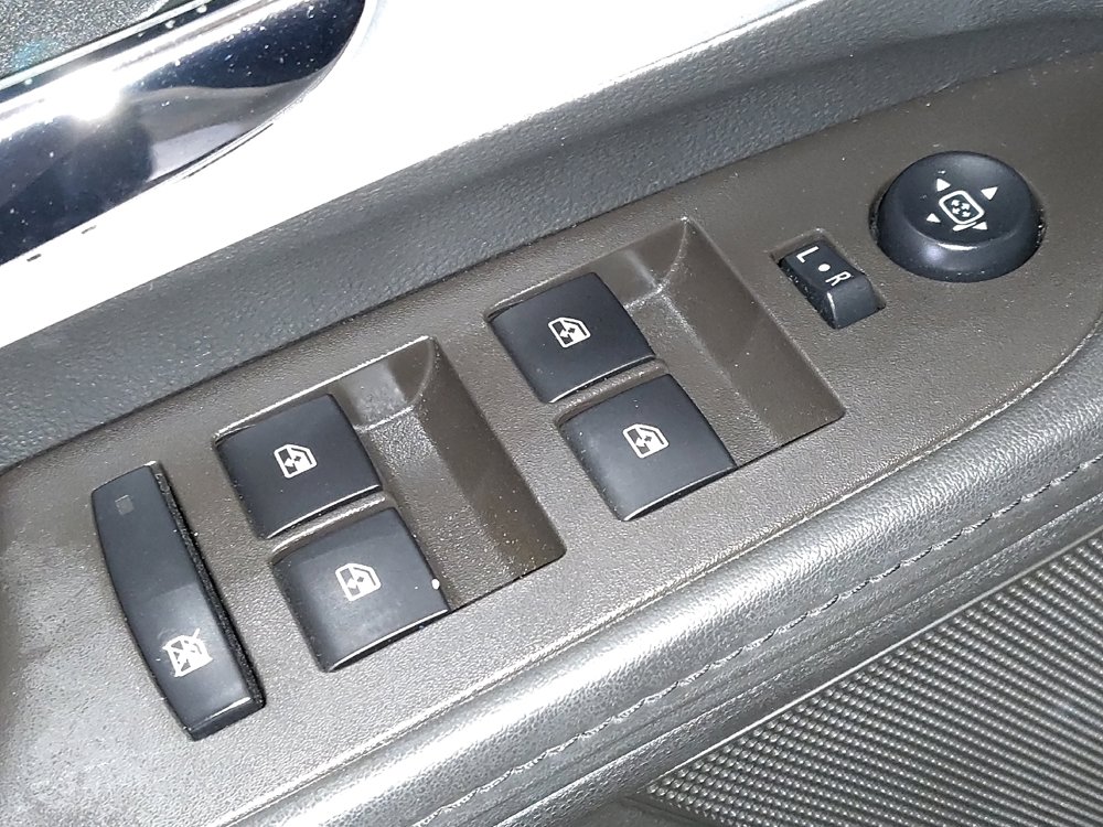 Used 2015 Chevrolet Equinox LS FWD image 27