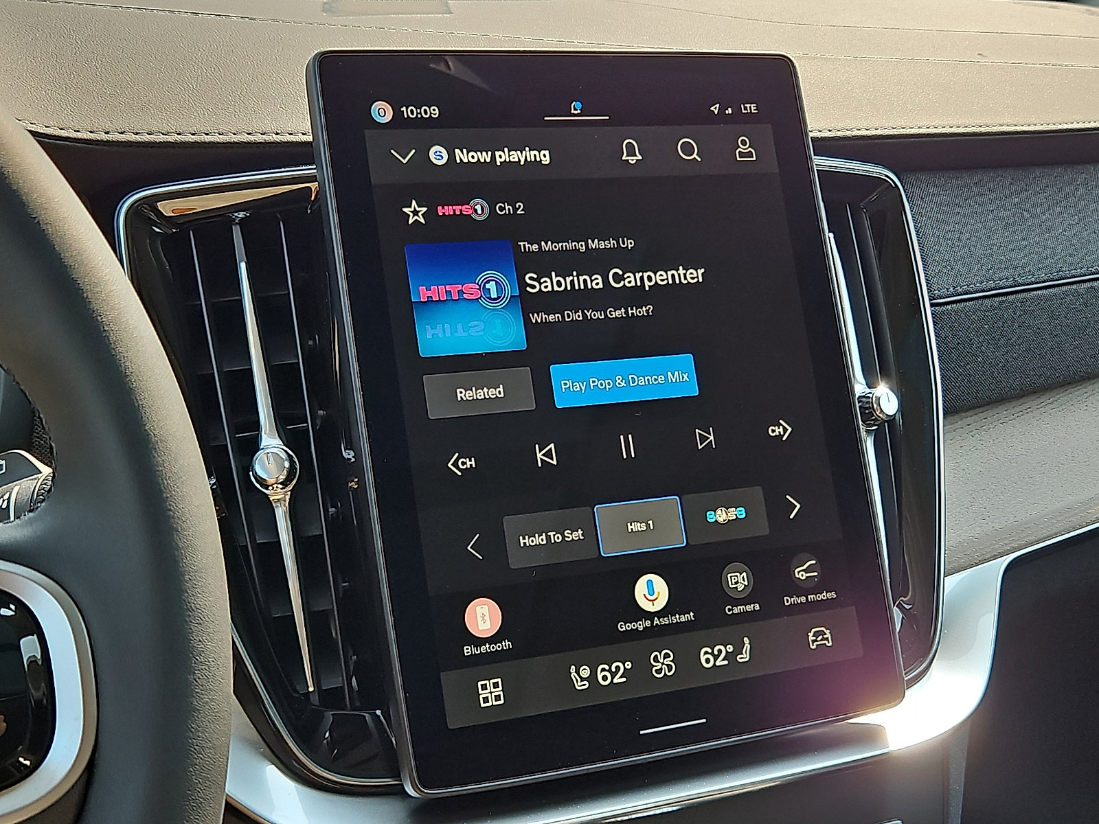 New 2026 Volvo XC90 B5 Core AWD/4WD image 16
