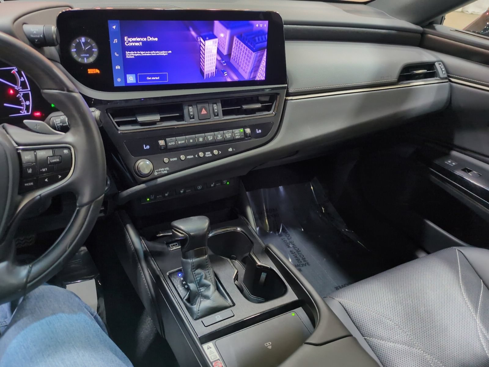 Used 2023 Lexus ES 350 Ultra Luxury w/ Accessory Package (Z1) FWD image 25