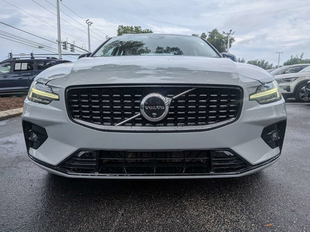 Certified 2024 Volvo S60 B5 Plus w/ Climate Package FWD image 9