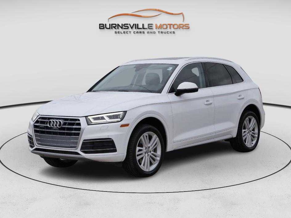 Used 2018 Audi Q5 Prestige w/ Prestige Package image 3