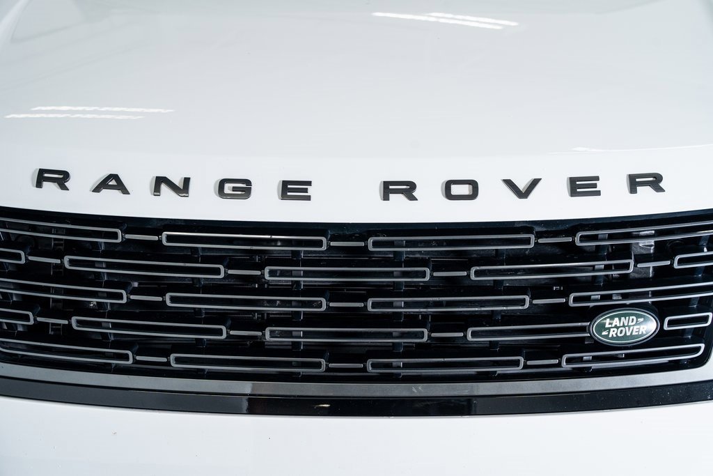 Used 2024 Land Rover Range Rover SE image 16