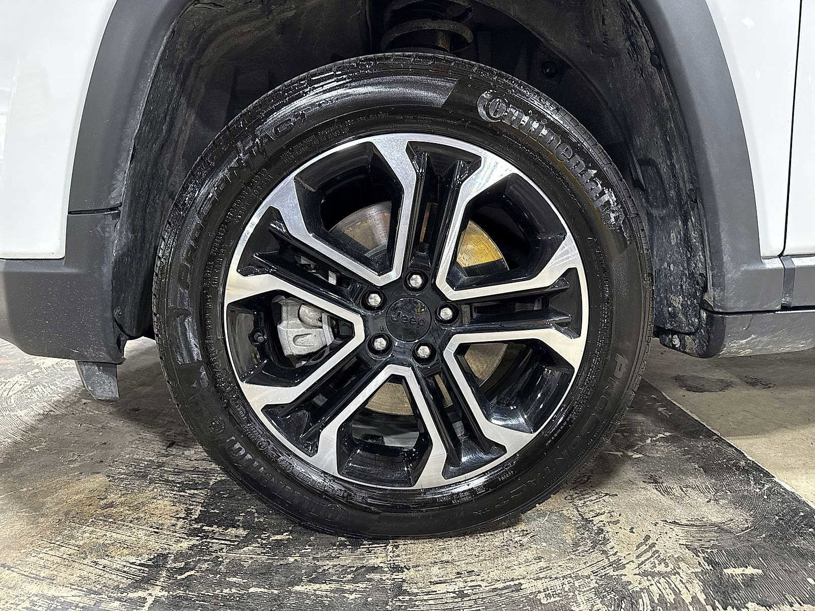 Used 2023 Jeep Compass Limited image 10