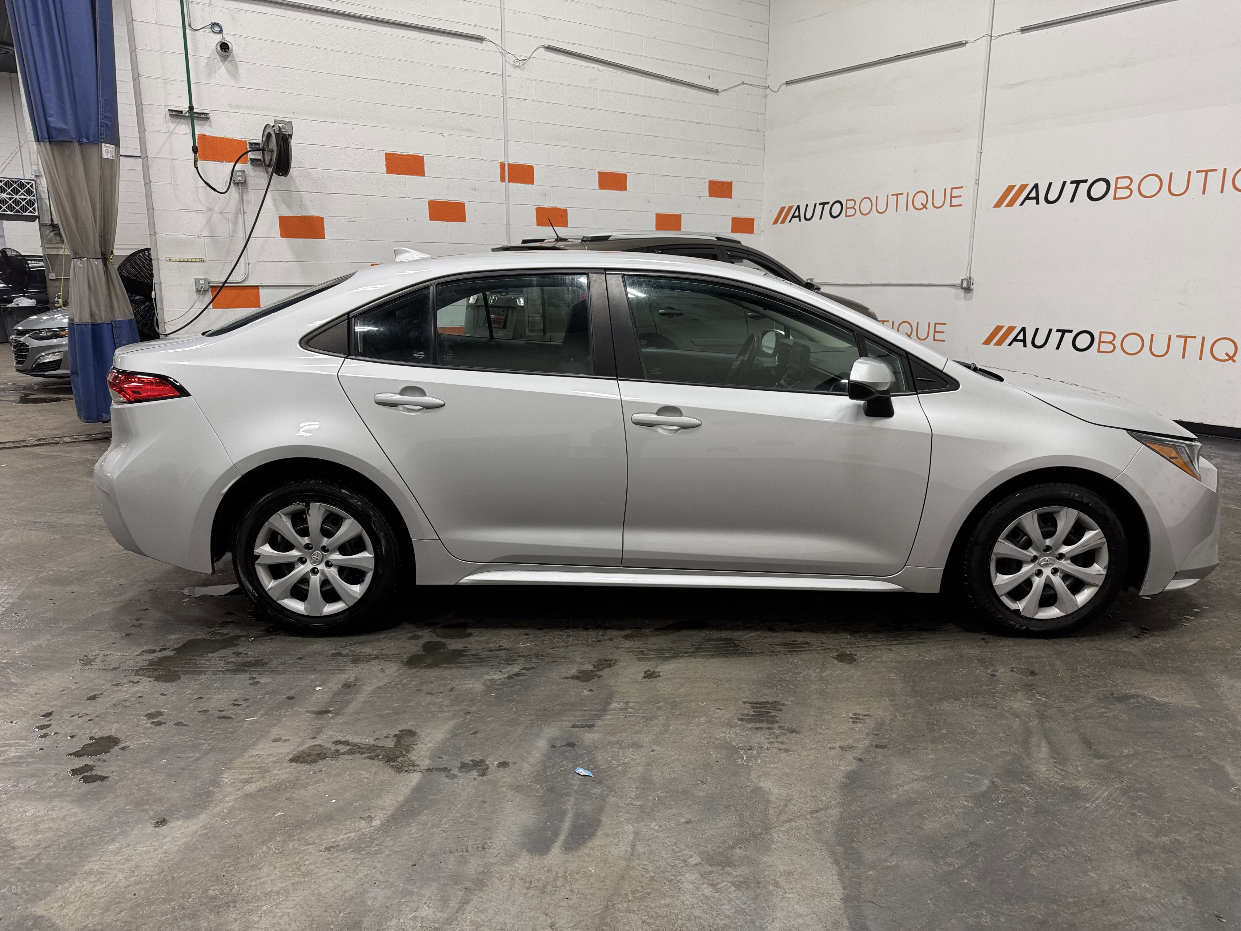 Used 2023 Toyota Corolla LE image 15