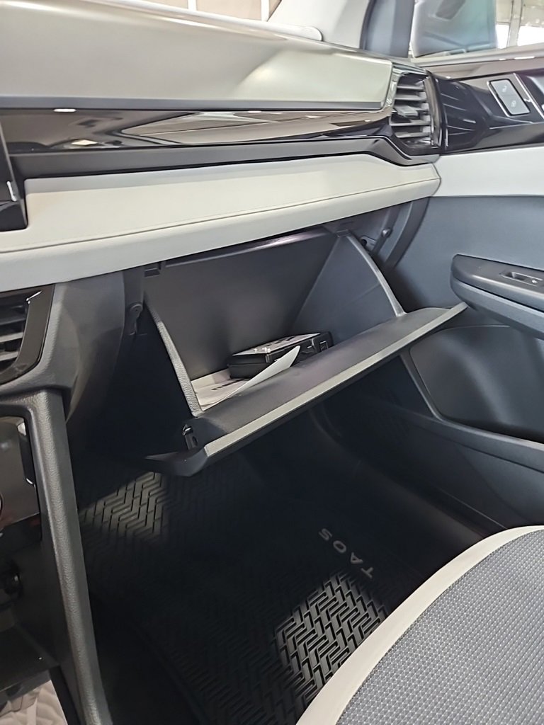 New 2026 Volkswagen Taos S image 28