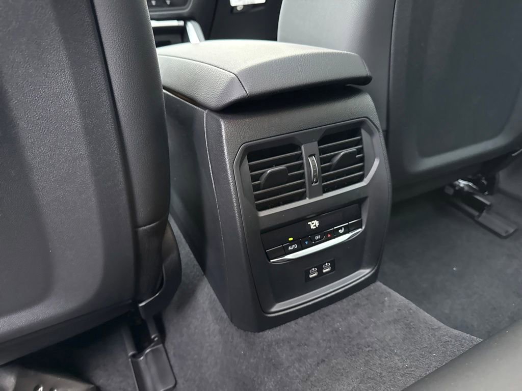 New 2026 BMW i4 xDrive40i AWD/4WD image 22